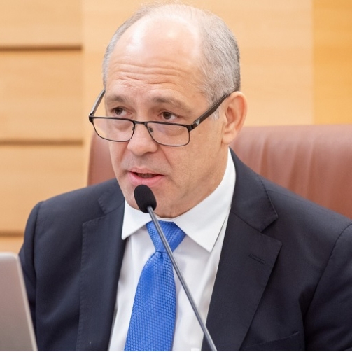 Relator das contas da SEDUL, ele avalia a concessão da Orla do Recife