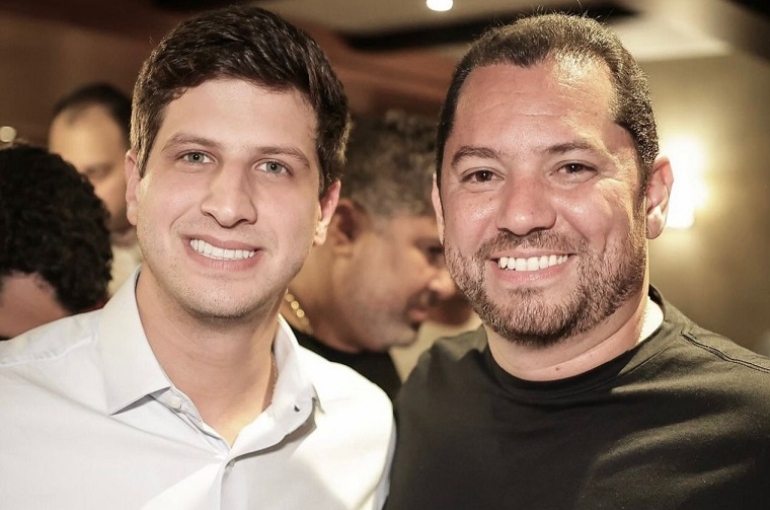 Presidente da Câmara do Recife é o mais poderoso aliado de João Campos com influência na administração do Recife
