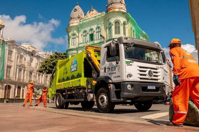 Sucessivos aditivos e repactuações elevaram custo total do serviço de limpeza urbana em 58% desde 2022 - Foto: Recife Ambiental