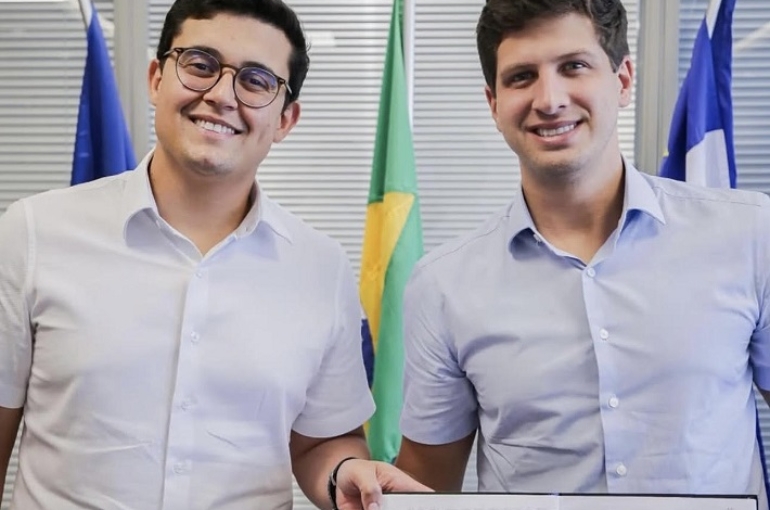 João Campos vai entregar Prefeitura a Victor Marques com dificuldades financeiras Foto: Edson Holanda/PCR