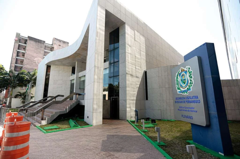 Alepe é uma das únicas assembleias legislativas do País que mantém sob sigilo salário dos seus servidores - Foto: Sindilegis