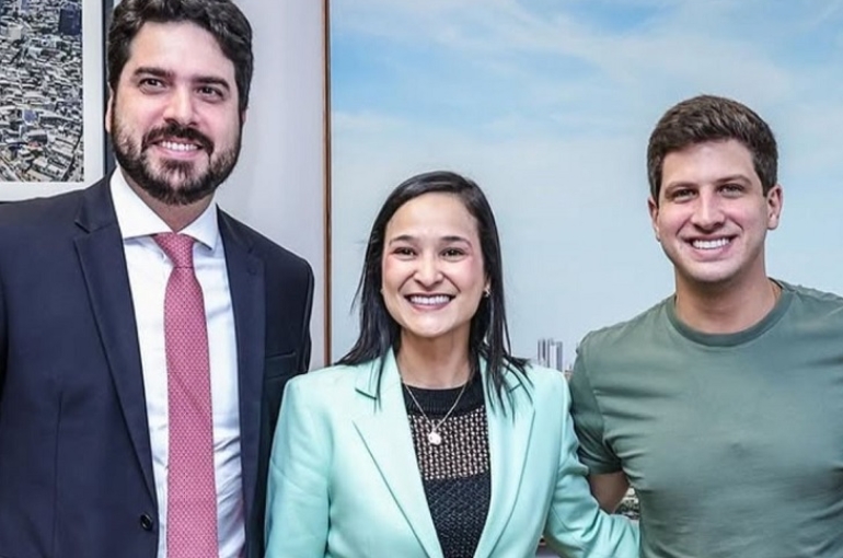 Em parceria com a gestão do ex-prefeito João Campos, OAB-PE colocou pra frente lei para destaque de honorários em processos administrativos