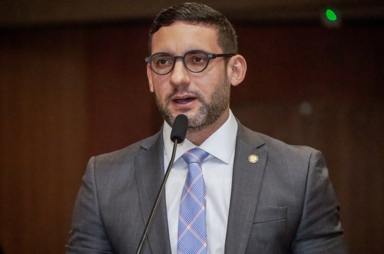 Deputado estadual foi indiciado em inquérito sobre agressão Foto: Roberto Soares