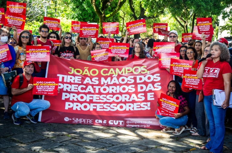Gestão do PSB já abriu mão de R$ 124 milhões dos precatórios a partir de leilão para antecipar recebimento dos juros, realizado em novembro passado Foto: Simpere