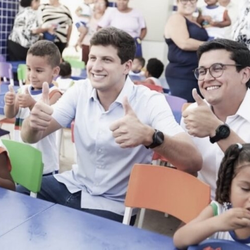 Recife chega próximo à metade de 2026 sem entregar uniformes aos alunos da rede municipal - Foto: Marlon Diego/Prefeitura do Recife