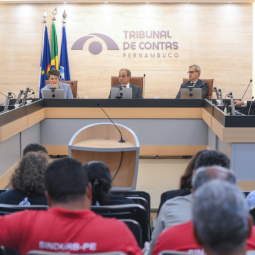 Apesar dos apontamentos de indícios de irregularidades detectados em parte dos processos, conselheiros decidiram negar concessão de cautelares contra a gestão do PSB - Foto: Alysson Maria/TCE