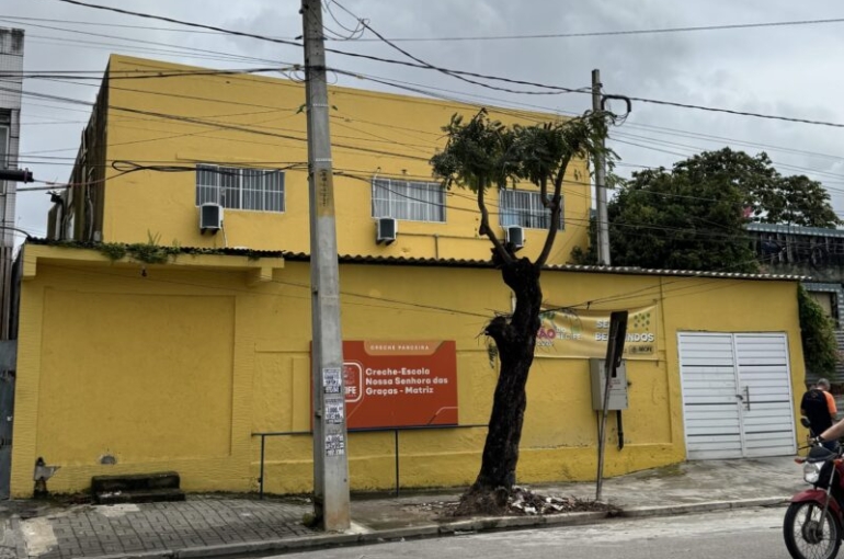 Unidade privada situada em Jardim São Paulo é uma das sete creches parceiras contratadas pela Prefeitura do Recife pertencentes ao mesmo grupo