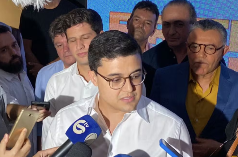 Prefeito recebeu gestão com mais gastos do que receitas - Foto: G1